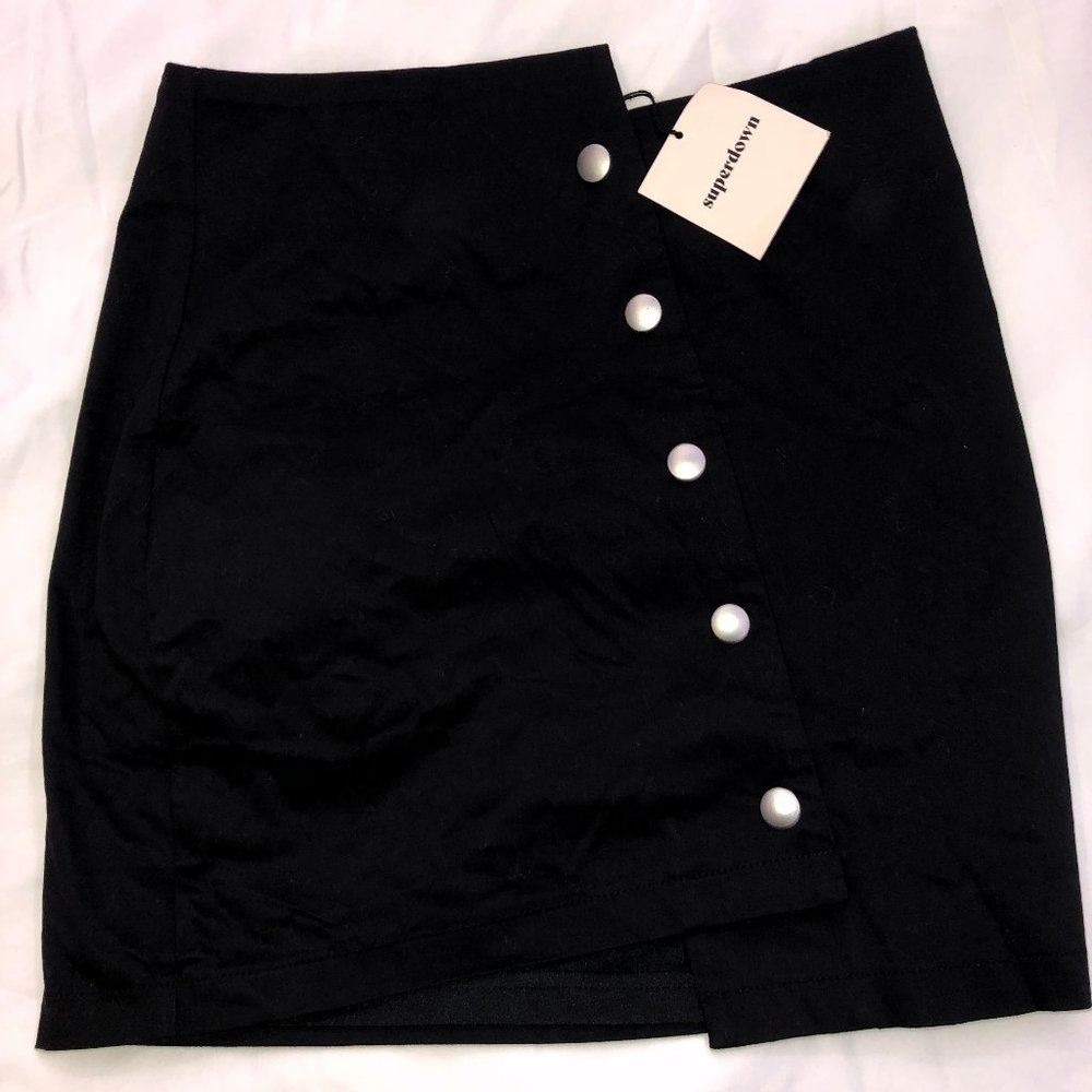 Revolve - superdown: Tova Mini Skirt